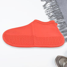 17985 Non-Slip Silicone Rain Reusable Anti skid Waterproof Fordable Boot Shoe Cover (Medium Size / 1 Pair / Red)