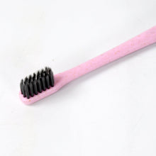 12985 1pc toothbrush with cover