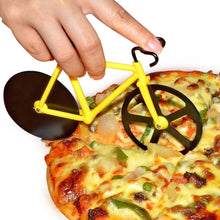 stainless steel bicycle shape unbreakable handle pizza cutter pastry cutter pizza slicer with grip on handle and stainless steel blade 1 pc