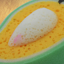 7306 mango shape scrub sponge