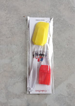 0136 Spatula And Pastry Brush For Cake Mixer