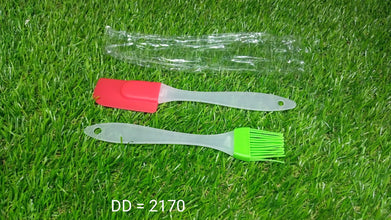 2170 Spatula and Pastry Brush for Cake Decoration 