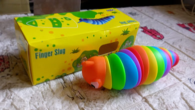 17594_plastic_finger_slug_toy
